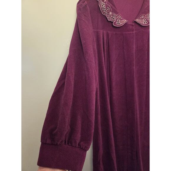 Vtg Vanity Fair S Purple Velvet Velour Robe Housecoat Lightweight Snap Pockets - Picture 9 of 11